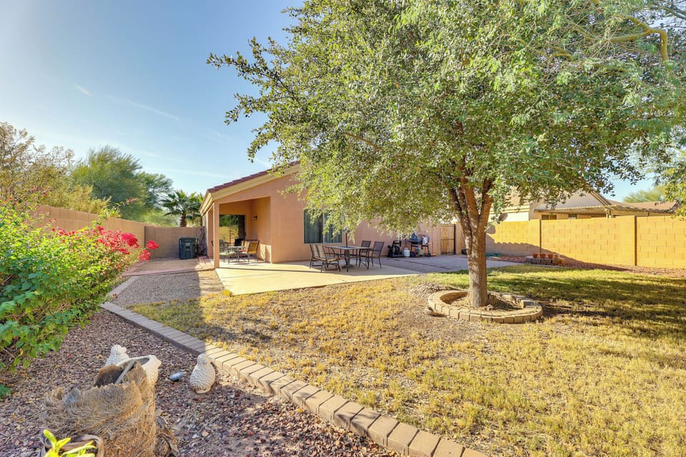Fenced-In Backyard | Gas Grill