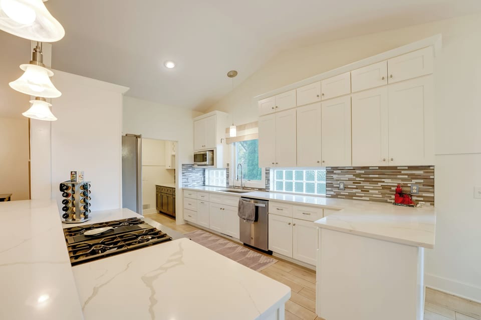 Kitchen | Cooking Basics | Drip Coffee Maker | Toaster | Main Level