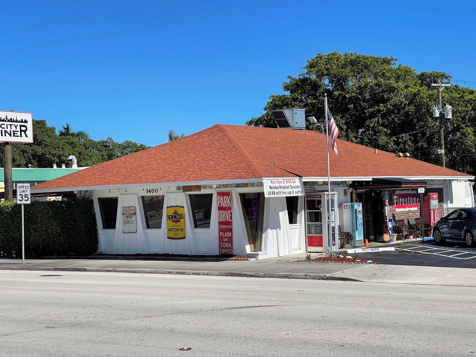 Walk to The City Diner on Dixie in 3 minutes from the apartment.