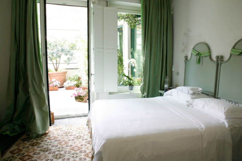 Double Room, Terrace | 1 bedroom, Egyptian cotton sheets, premium bedding, down comforters
