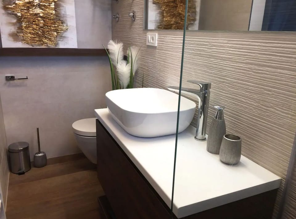 Villa (Four Bedroom Villa) | Bathroom | Shower, towels