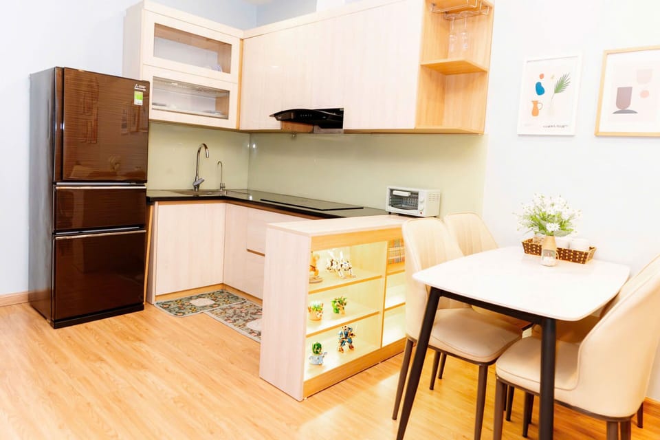 Luxury Apartment, 2 Bedrooms, City View | Private kitchen | Fridge, stovetop, electric kettle, toaster