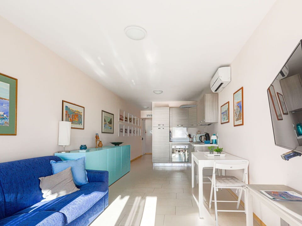 Furniture, Flooring, Interior Design, Floor, Couch, Ceiling, Apartment, Table, Room, Living Room