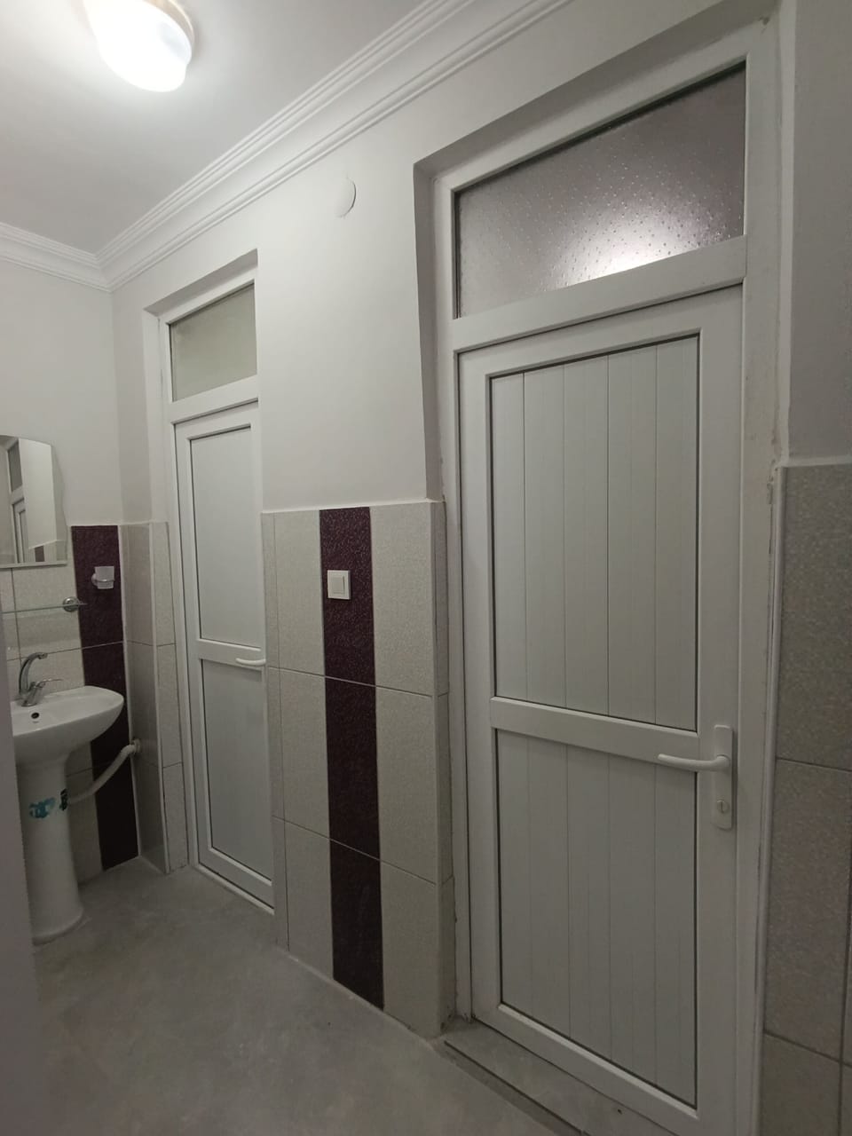 Family Room, Multiple Bedrooms, Balcony, City View | Bathroom | Shower, rainfall showerhead, hair dryer, towels