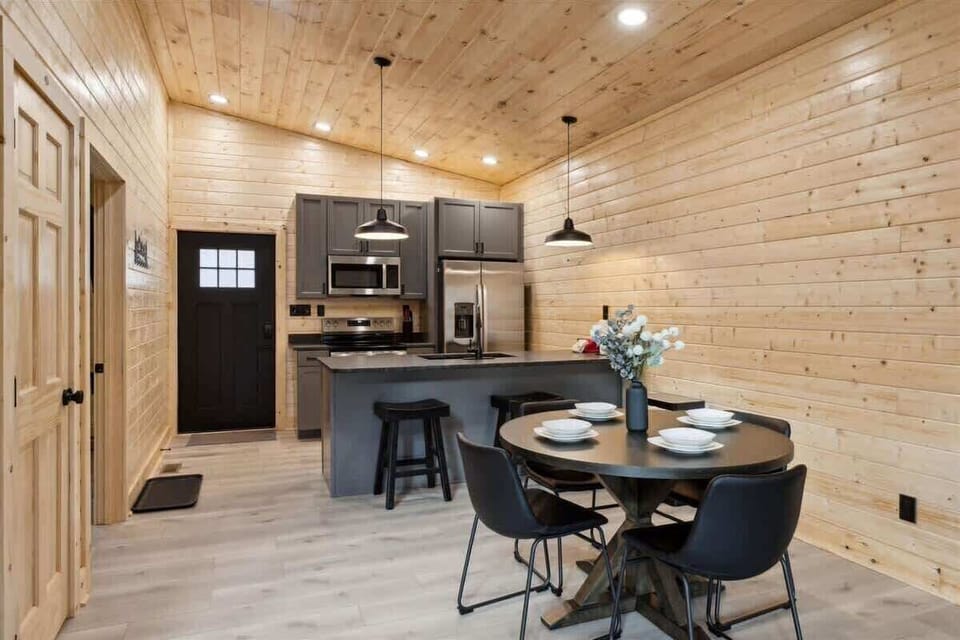 Kitchen: Sleek design with modern appliances and a stylish dining area for memorable meals!