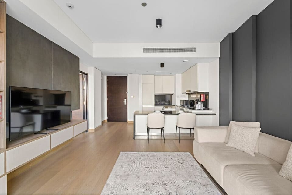 Living Room: Bright and stylish, perfect for relaxation or entertaining in Dubai luxury!