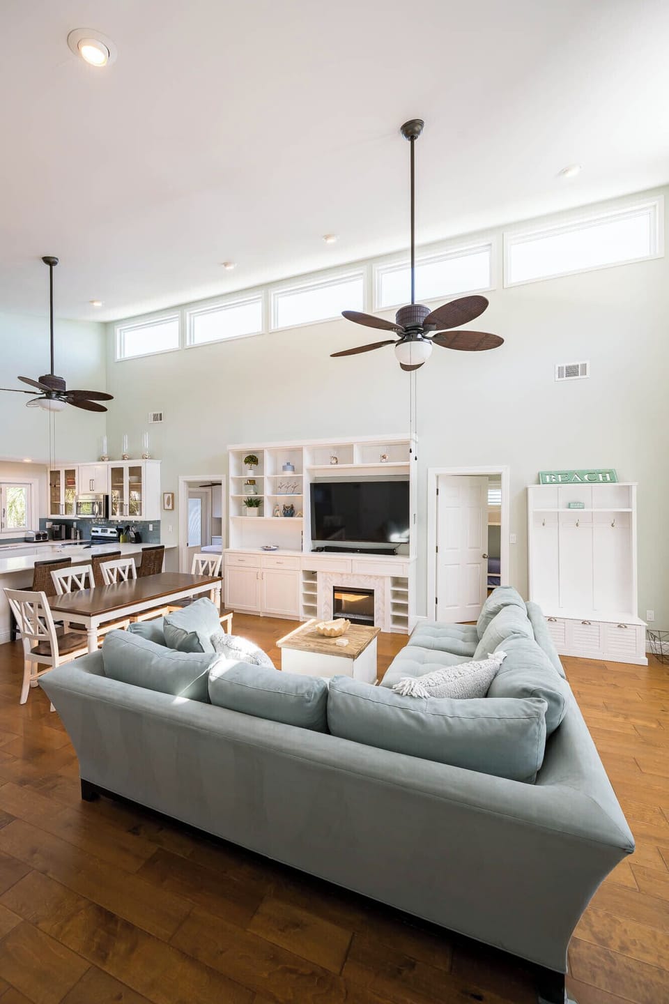Living, Dining, Kitchen (3)