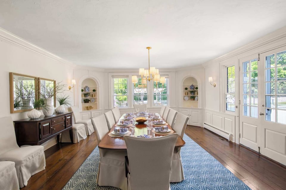 Main House, dining room 