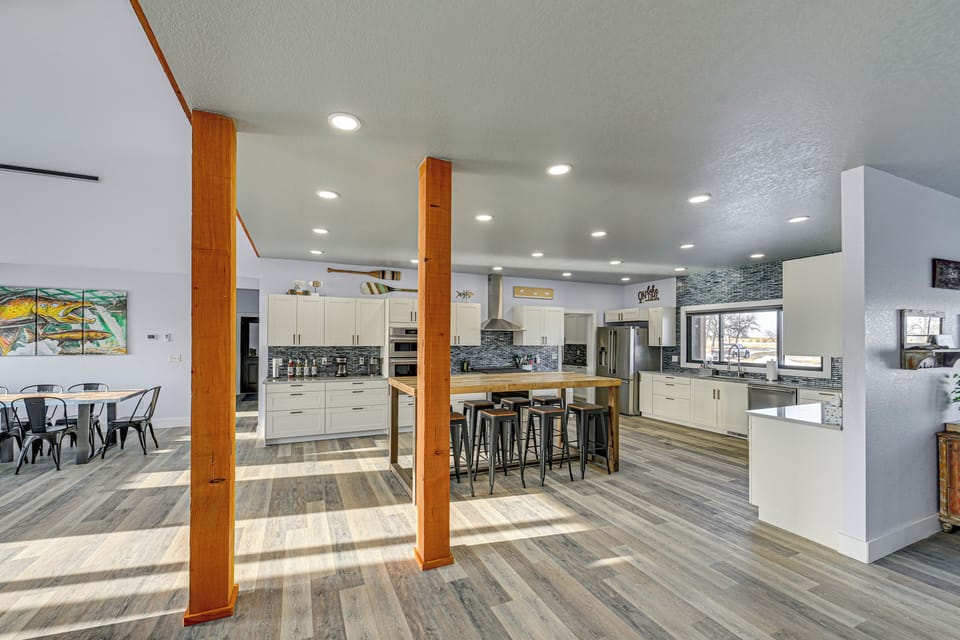 House (5 Bedrooms) | Interior