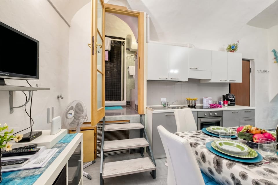 Standard Studio, Microwave (Oltremare) | Private kitchen