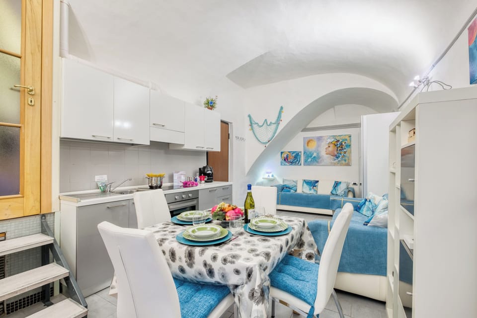 Standard Studio, Microwave (Oltremare) | Dining