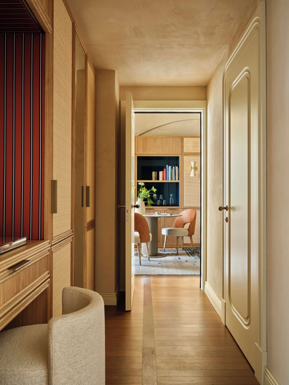 Suite Prestige | Minibar, in-room safe, blackout drapes, soundproofing