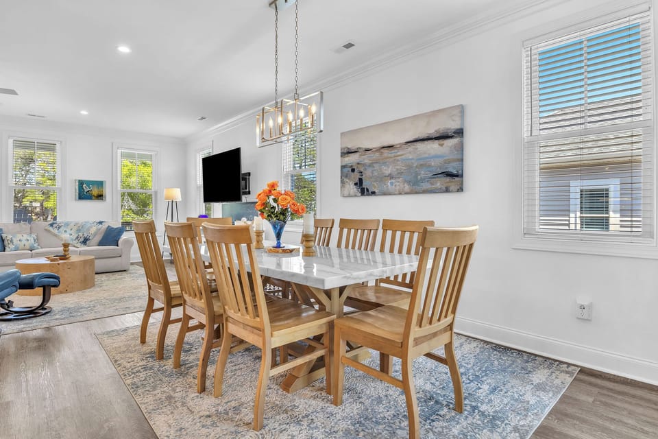 Dining Area - East