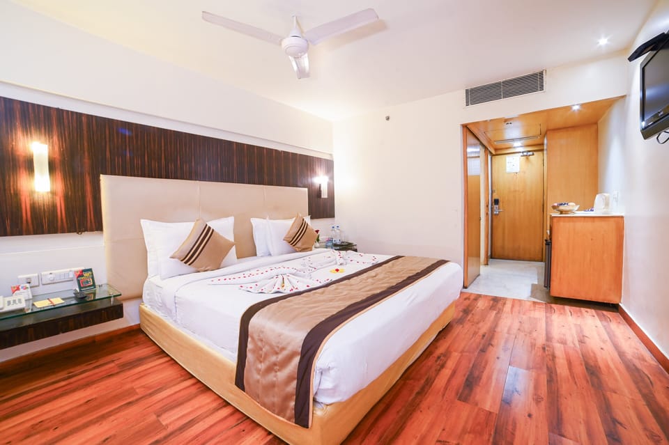Classic Room, 1 Bedroom, Non Smoking | Soundproofing, free WiFi
