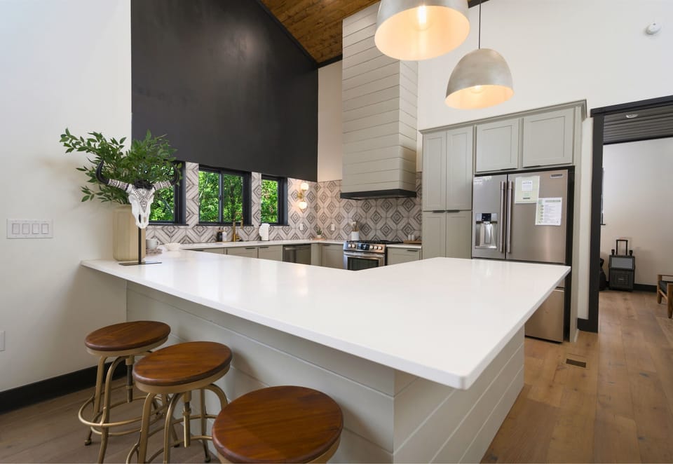 Chic and sleek – our kitchen's modern vibes will inspire your inner chef.