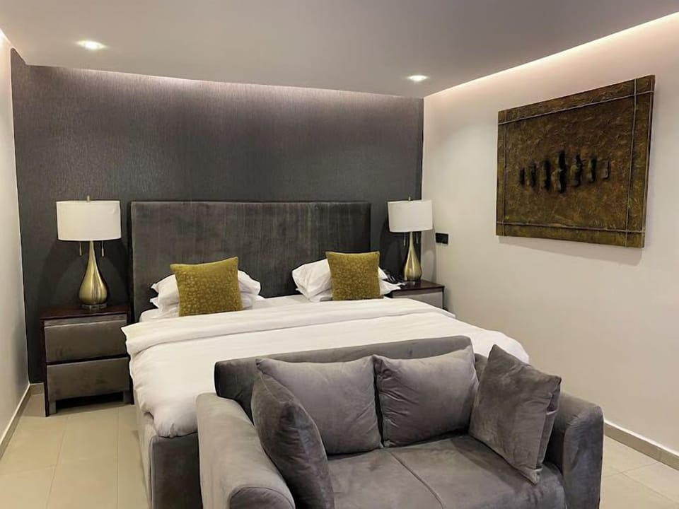 Family Room, Balcony, City View | Desk, laptop workspace, free WiFi