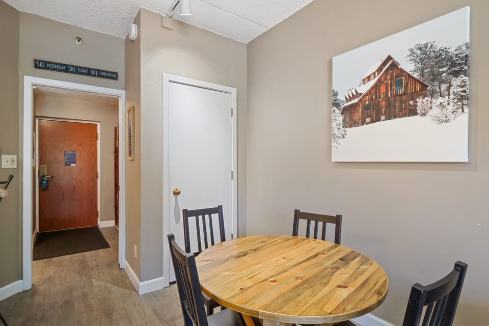 Indoors, Furniture, Table, Building, Dining Room