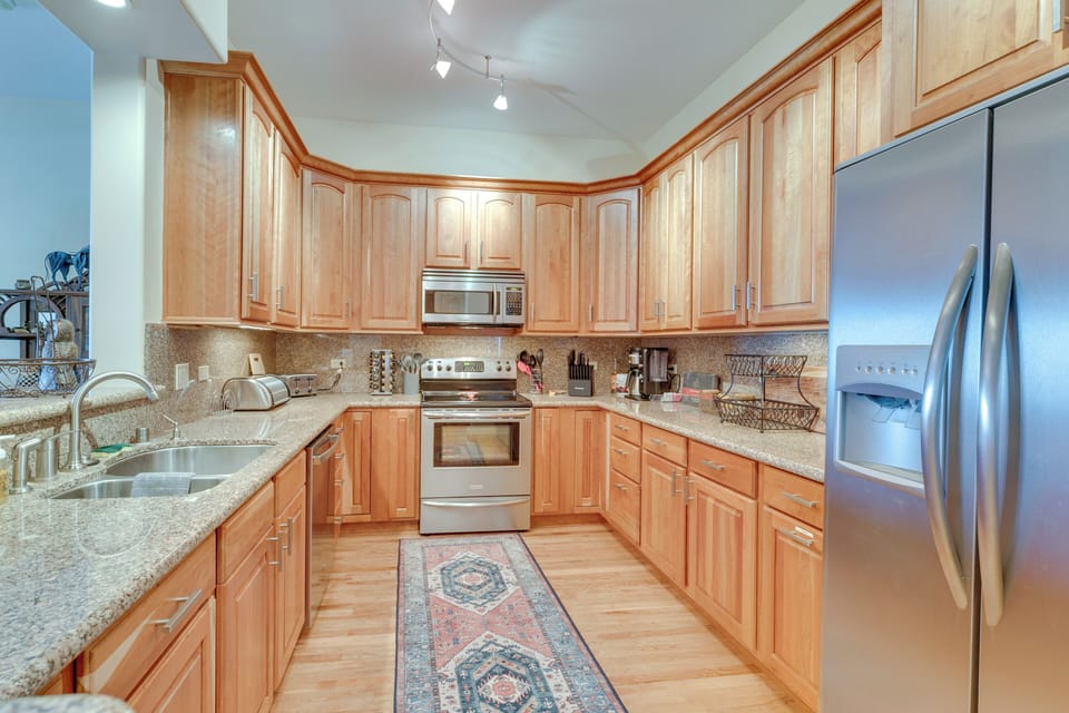 Kitchen | Single-Story Condo | Stainless Steel Appliances | Drip Coffee Maker