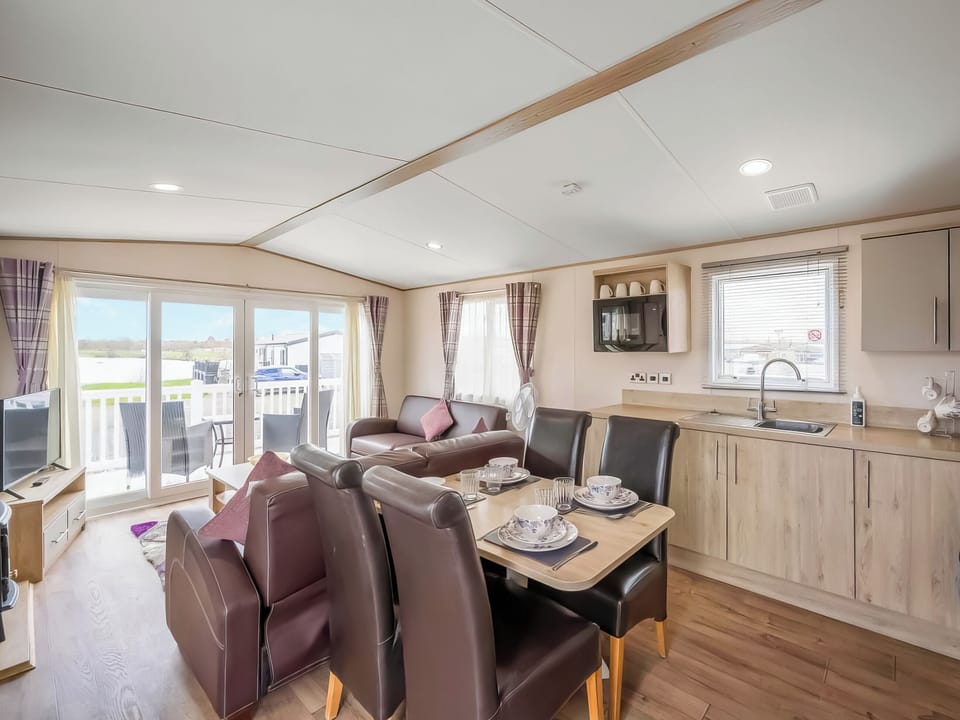 Open plan living space | Hallcroft Fishery, Retford