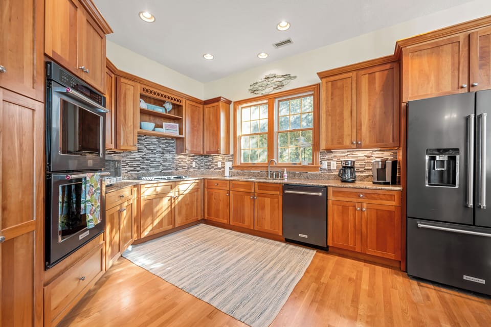 Kitchen - Top Level