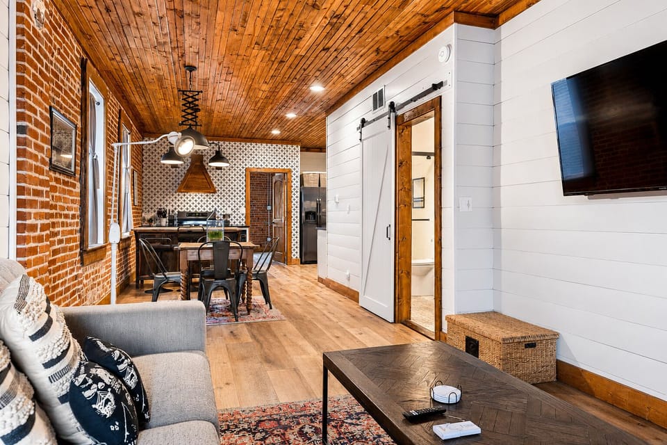 Full Living Area