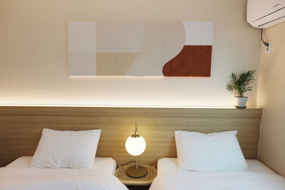 Deluxe Twin Room, Non Smoking | Free WiFi