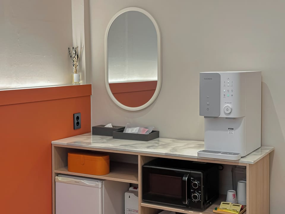 Deluxe Double Room, Pets Allowed | Free WiFi