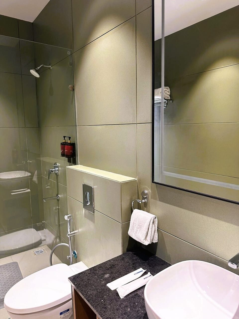 Double Room, City View | In-room safe, iron/ironing board, free WiFi