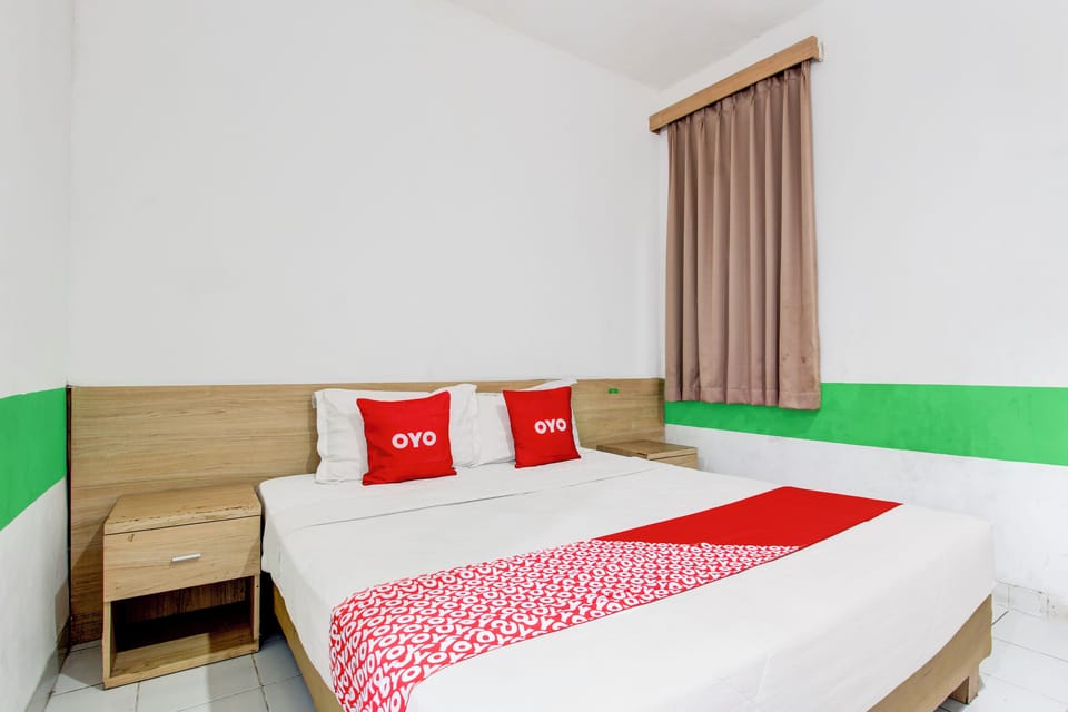 Deluxe Double Room | Free WiFi, bed sheets