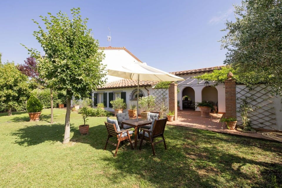 Balcony / Terrace / Patio, Building Exterior