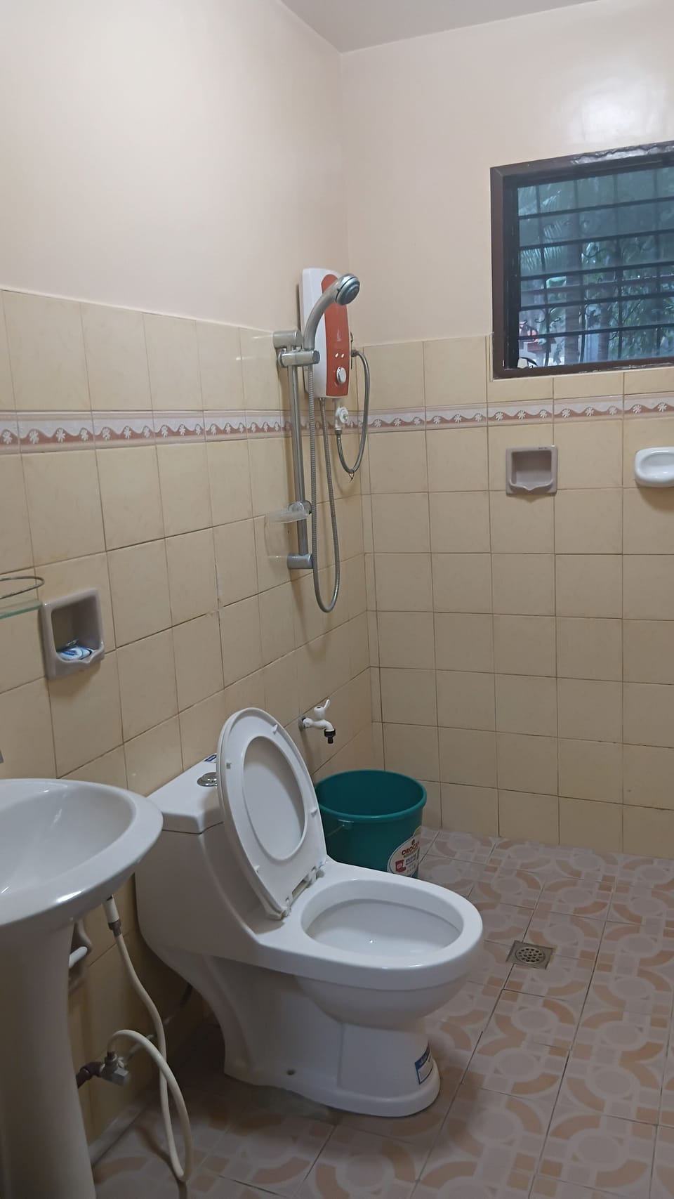 Classic Single Room, Balcony | Bathroom