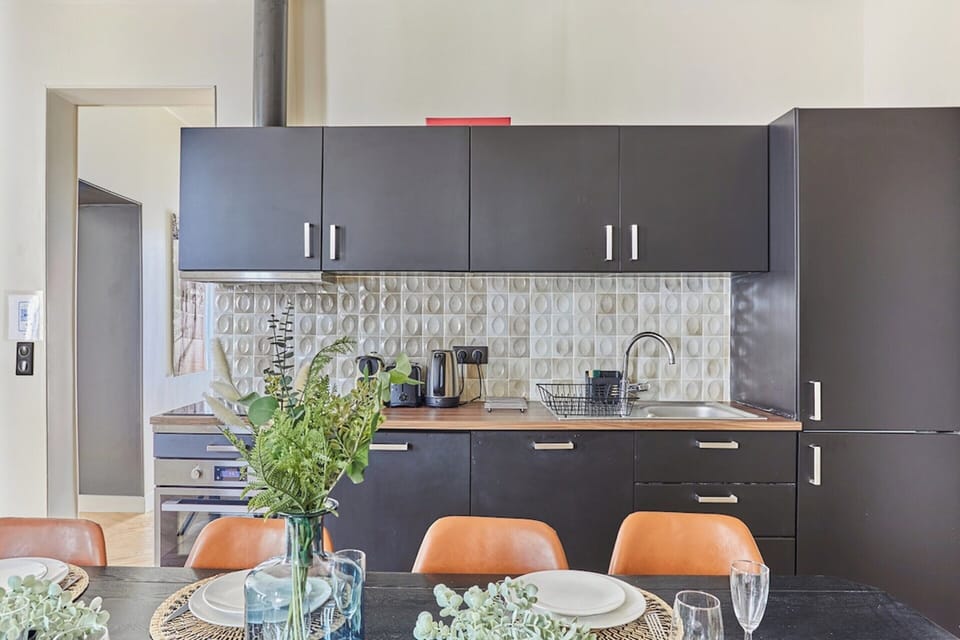 Apartment | Private kitchen | Fridge, microwave, stovetop, dishwasher