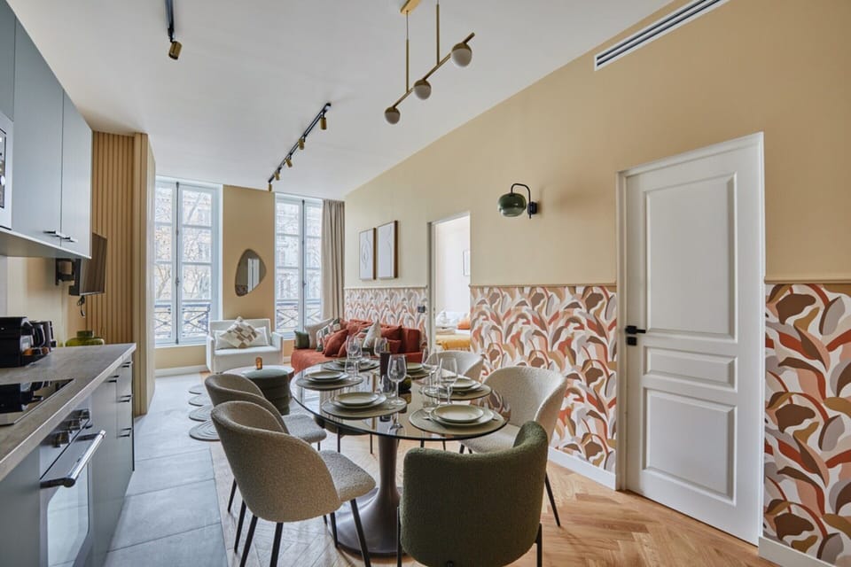 Apartment | Dining