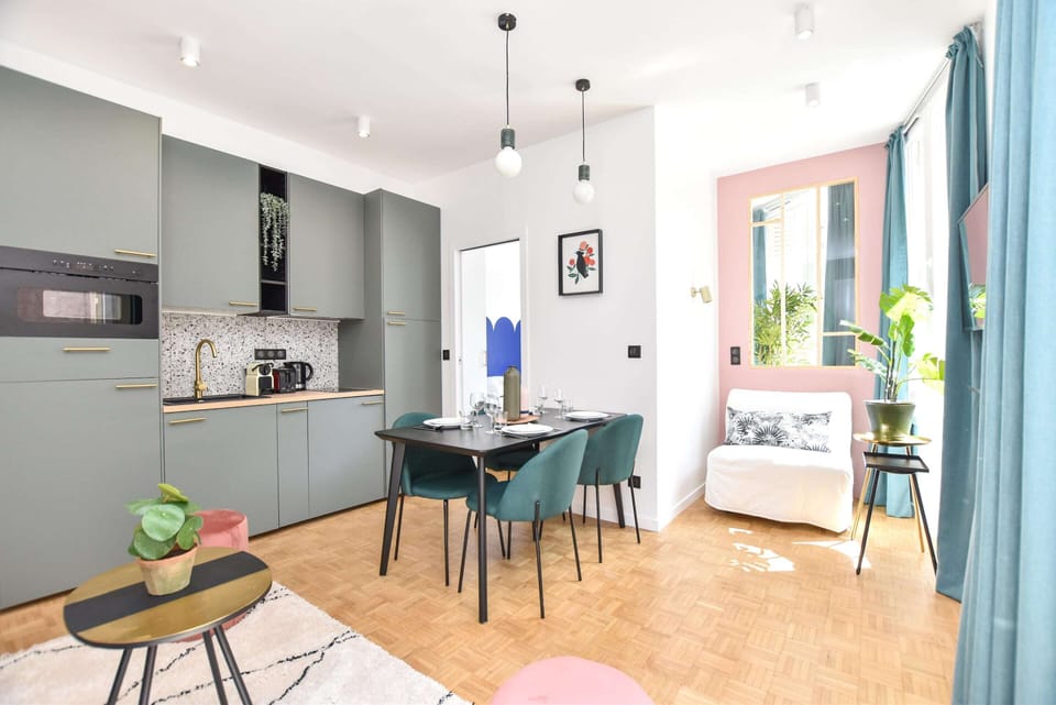 Apartment | Dining