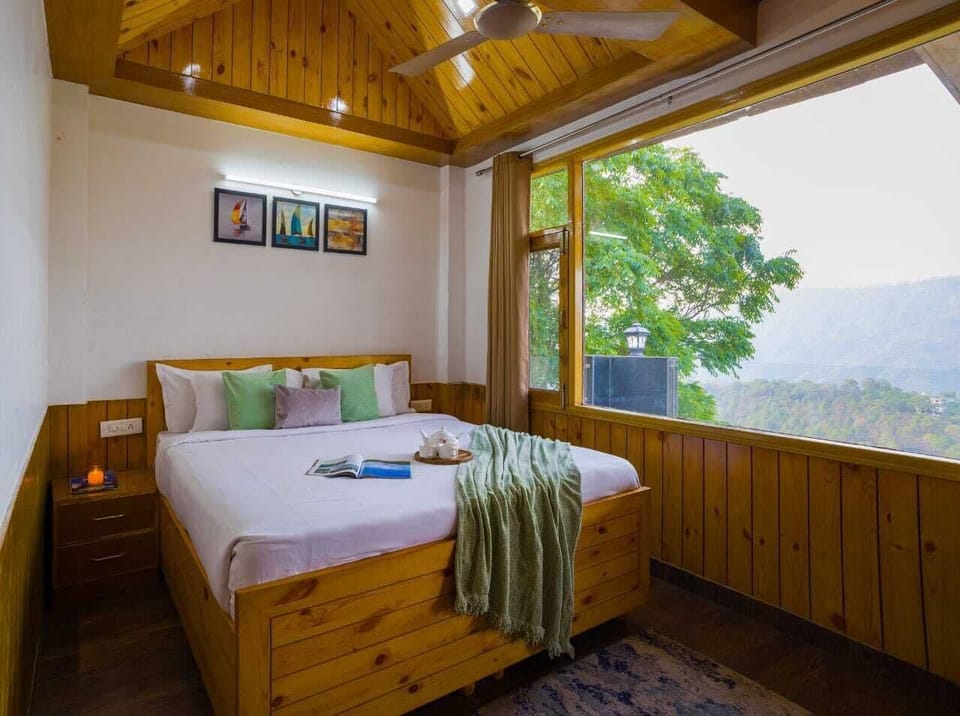 Deluxe Room | Free WiFi