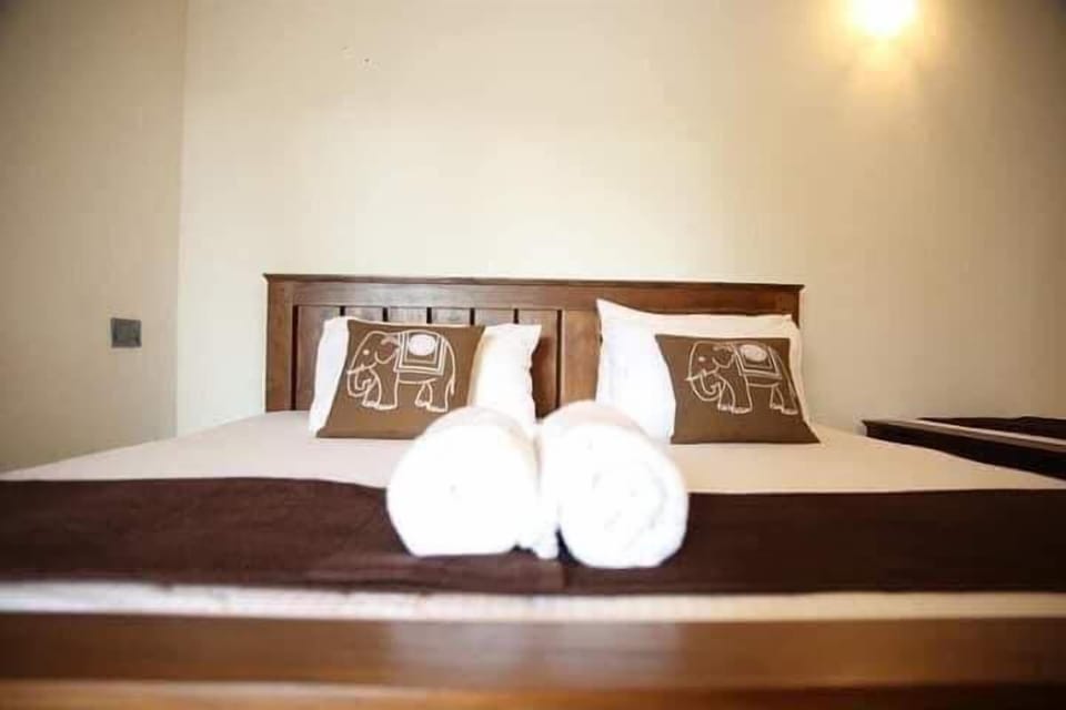 Deluxe Triple Room, Balcony | Free WiFi