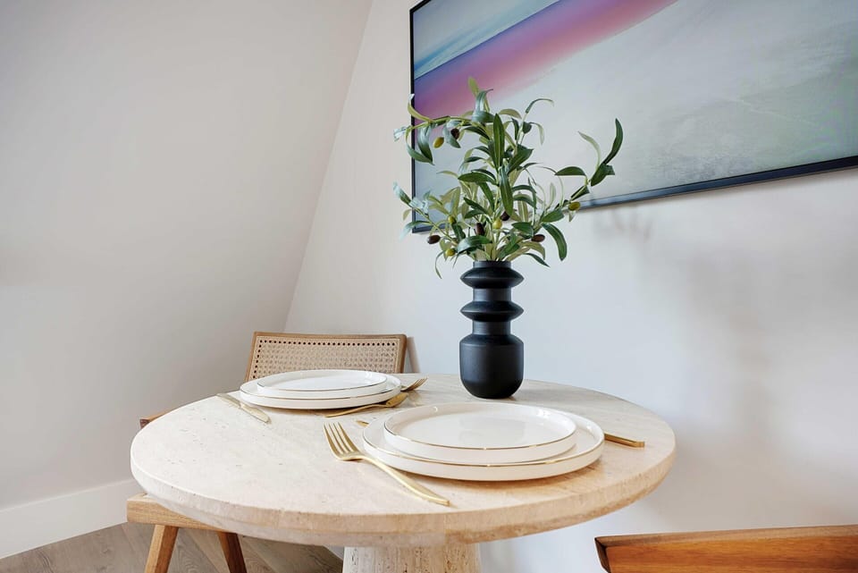 Apartment | Dining