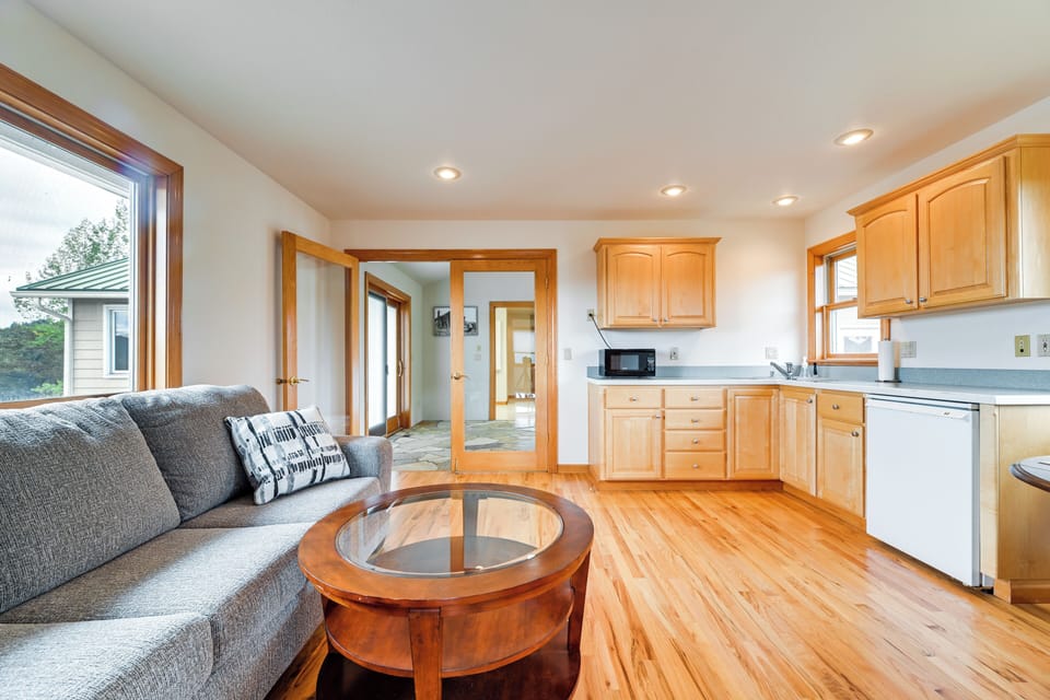 House (1 Bedroom) | Interior