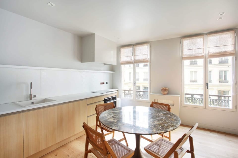Apartment | Dining