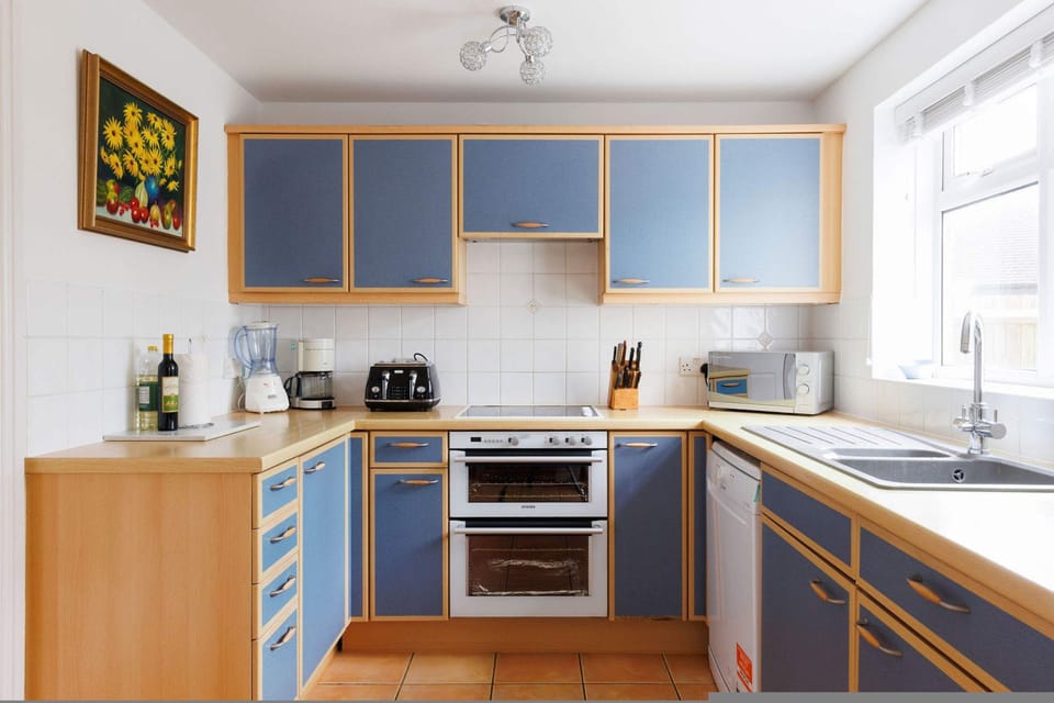 House | 4 bedrooms, Internet