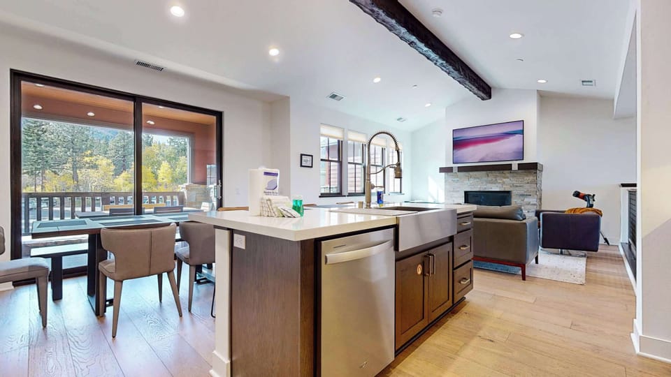 Fully equipped kitchen