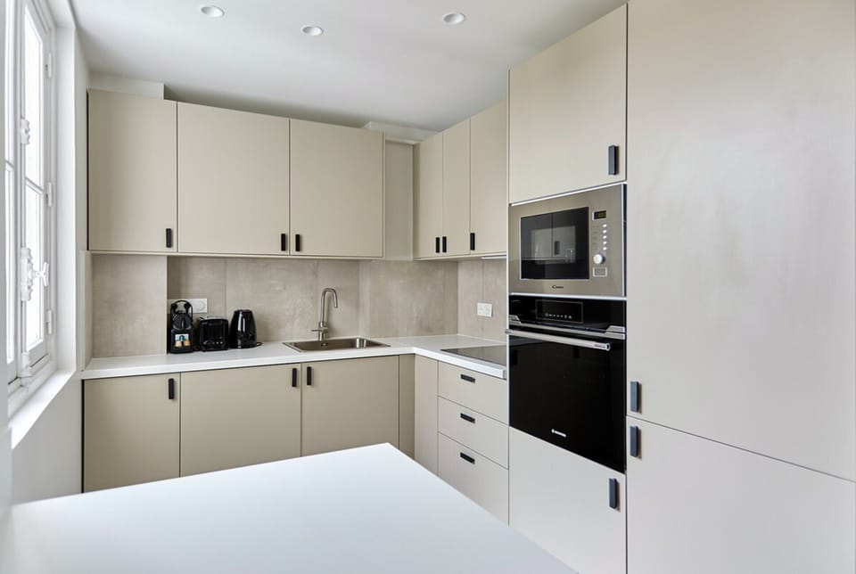 Apartment | Private kitchen | Coffee/tea maker, fridge, microwave, oven