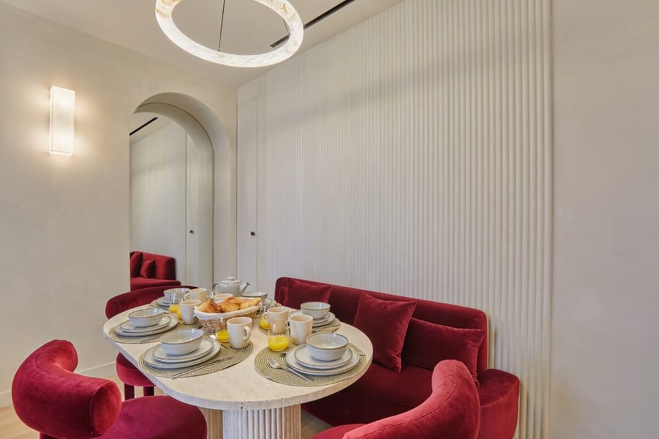 Apartment | Dining