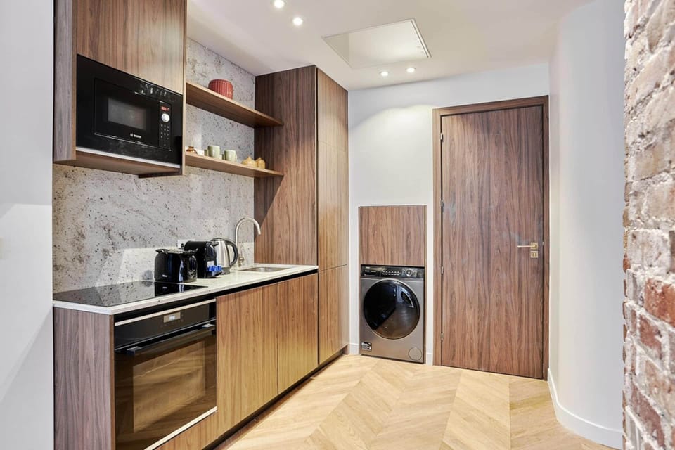 Apartment | Private kitchen | Cleaning supplies