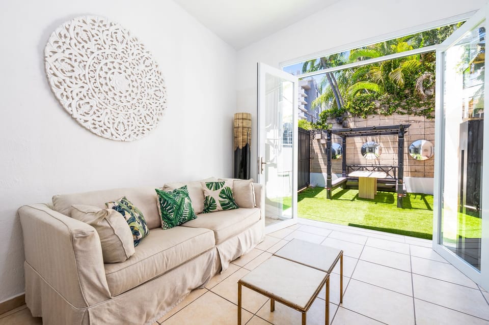 House | Living area | 75-inch Smart TV with digital channels