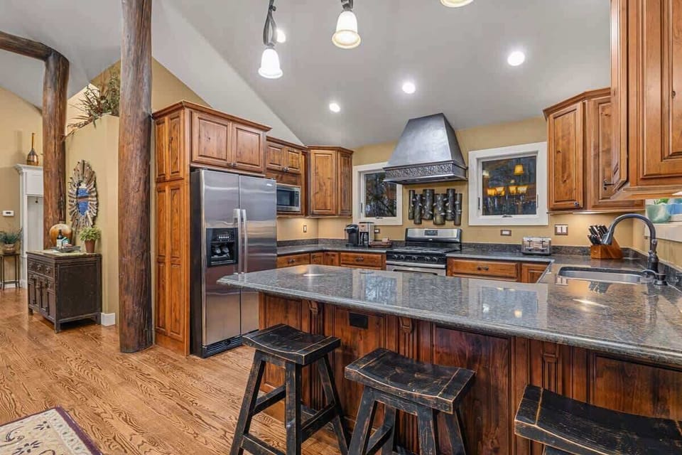 Meals taste better when they’re made in a kitchen like this.