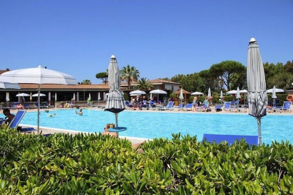 Holiday Home Swimming Pool