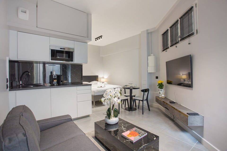 Apartment | Living area