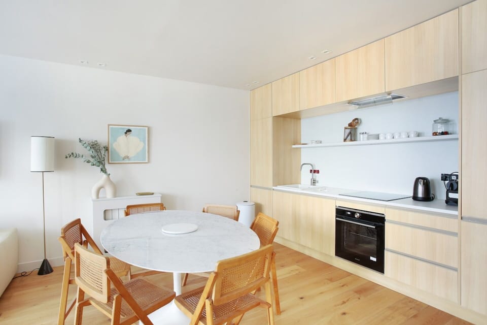 Apartment | Private kitchen | Fridge, microwave, oven, stovetop