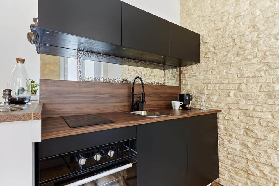 Apartment | Private kitchen | Cleaning supplies